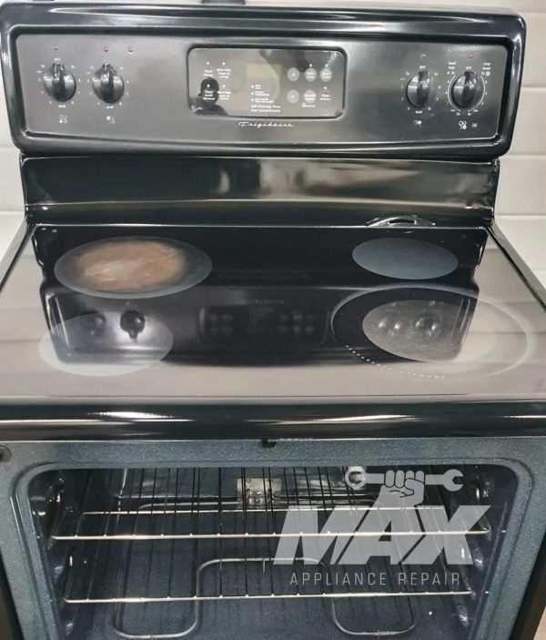 Frigidaire CFEF372EC6 Stove